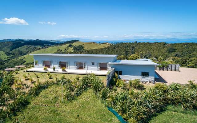 99 Cowes Bay Road Waiheke Island_1