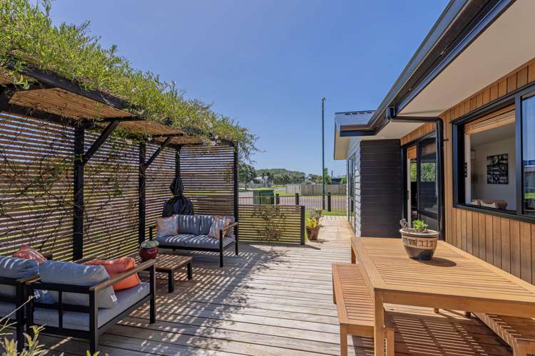 150 Harbour Drive Matarangi_19