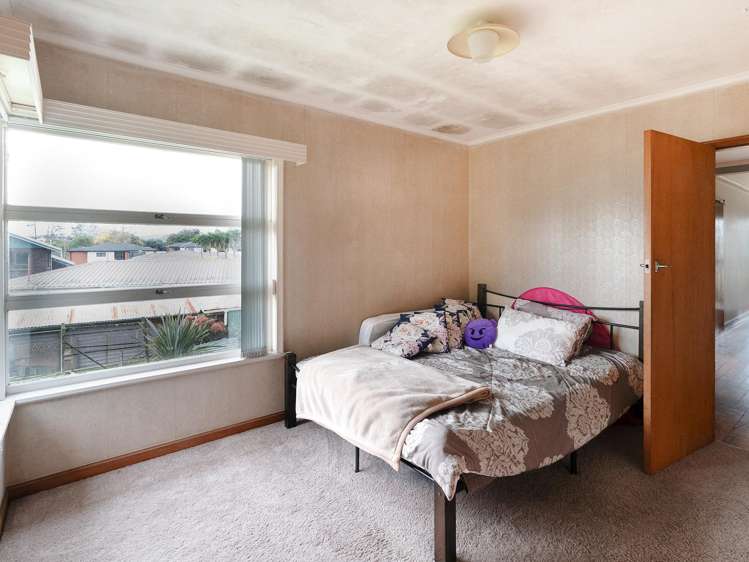 42 Shirley Avenue Papakura_10