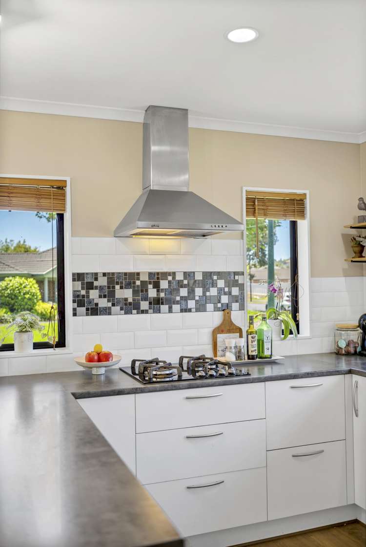 17 Macnean Drive East Tamaki Heights_14