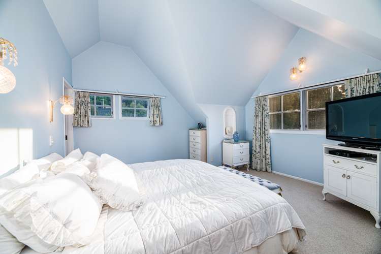 32 Deane Avenue Titirangi_15