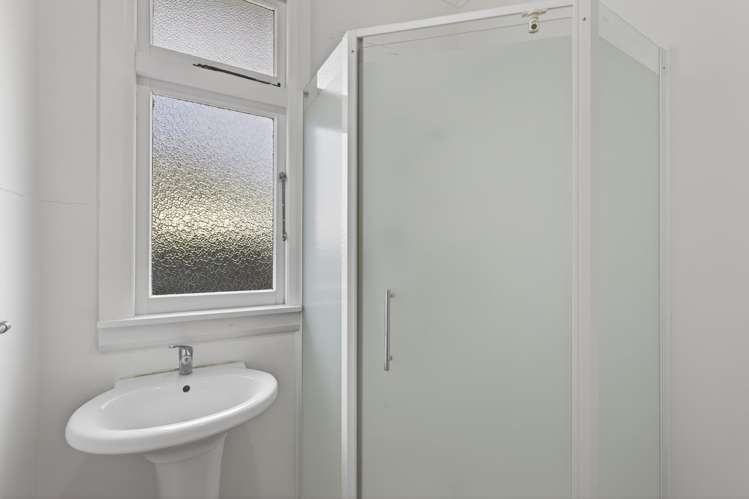 48 Doone Street Lynmouth_13