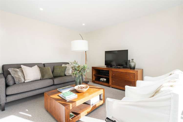 10 Hewers Lane Kennedys Bush_10