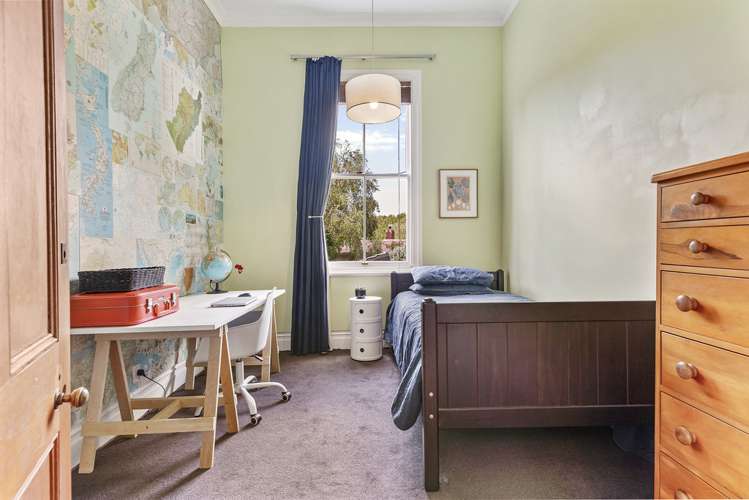 48 Eskdale Road Birkdale_6