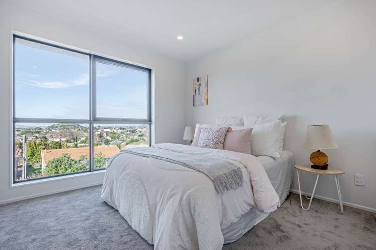 2 - 16 Williamson Avenue Belmont_5