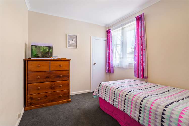 11 Paton Avenue Te Atatu South_12