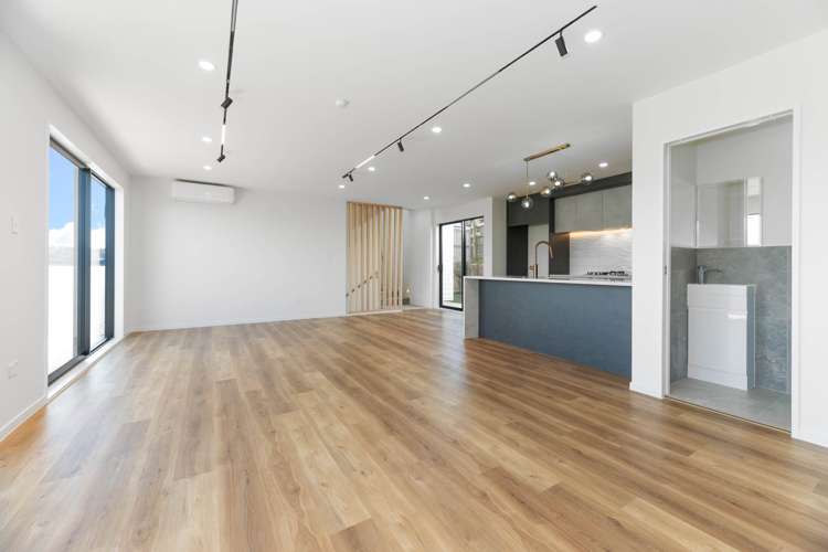 42D Pemberton Avenue Bayview_8