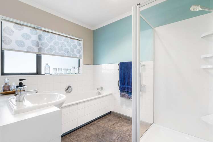 15 Tington Avenue Wattle Downs_16