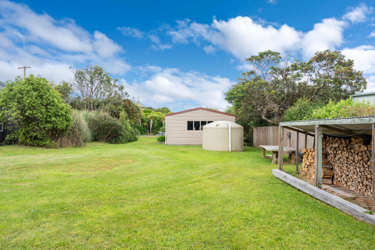 6 Muri Street Aramoana_11