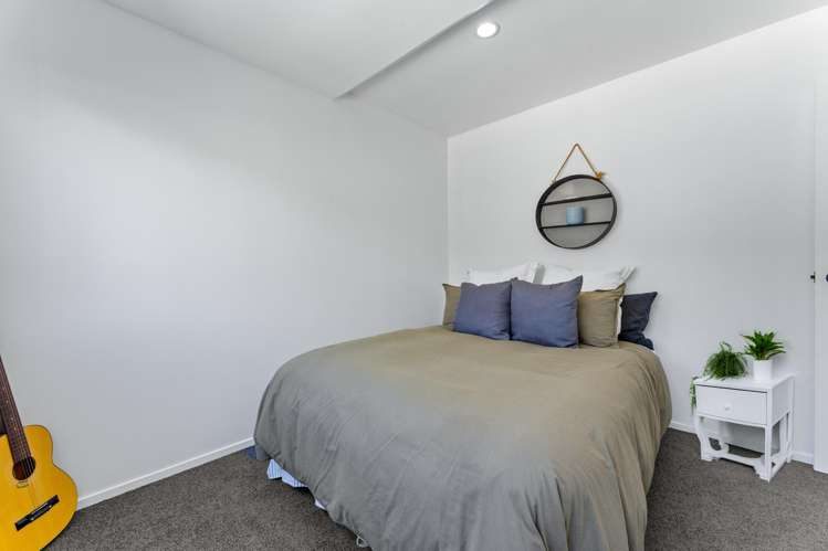 2/46 Hale Crescent Bayview_11