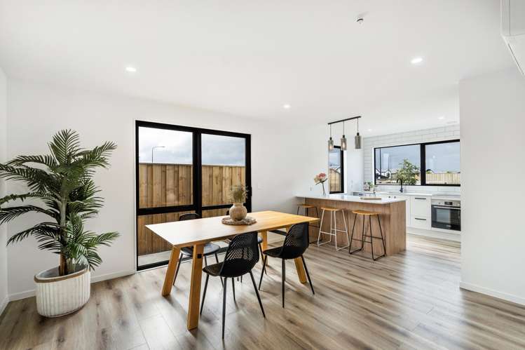 35 Stackwood Avenue Woodend_6