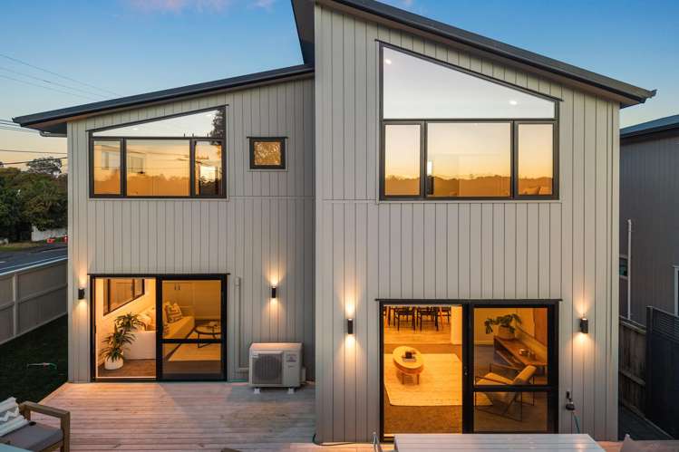 8 Renata Crescent Te Atatu Peninsula_43