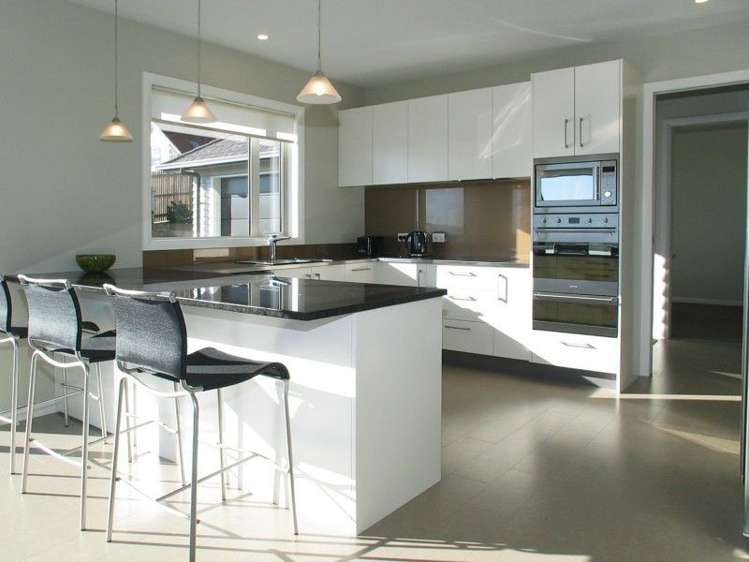 18 Kahurangi Heights Aotea_5