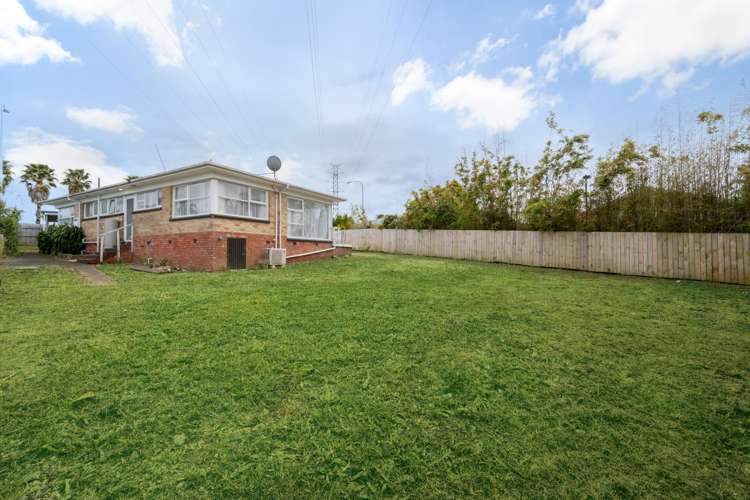 253 Te Atatu Road Te Atatu South_10