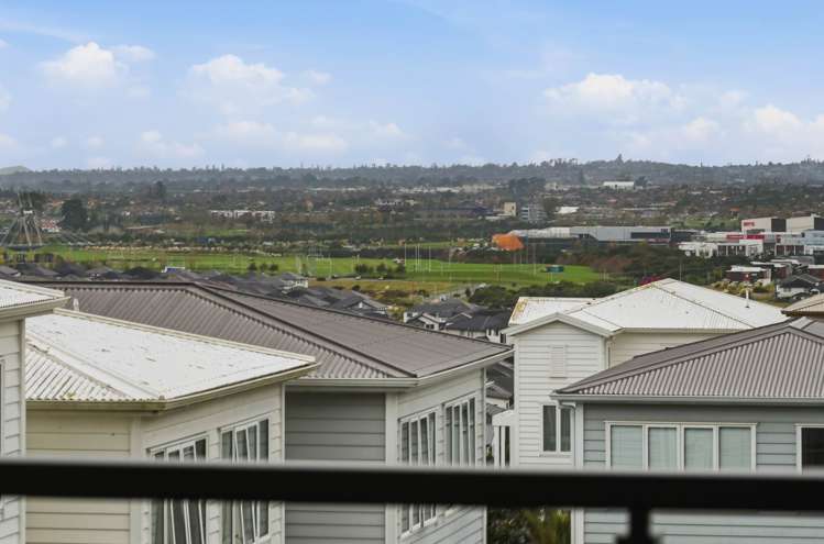 5 Panakenake Way Flat Bush_23