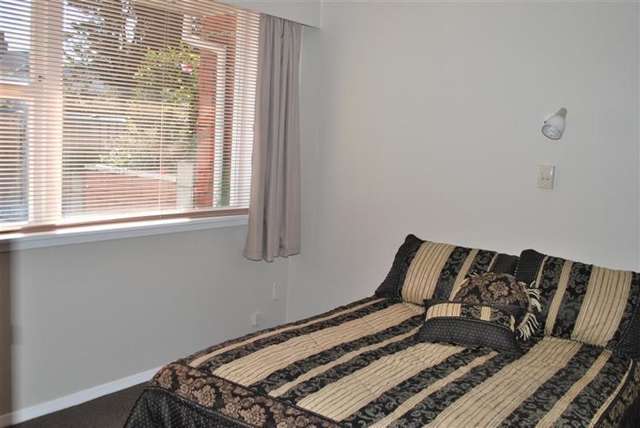 2/113 Maxwell Road Blenheim Central_3