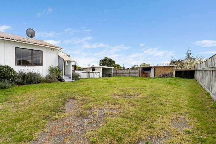 4A Manuka Street Otaki Beach_12