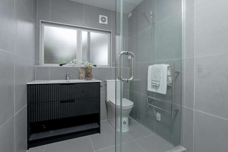 1 Phillipa Place Browns Bay_19