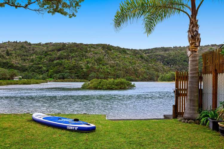 6 Waiwera Road Waiwera_17