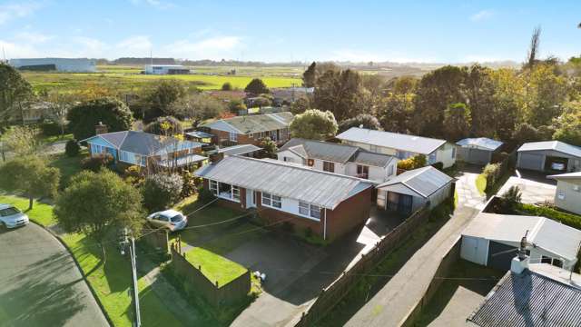 18 & 18A Chelmsford Street Silverdale_1