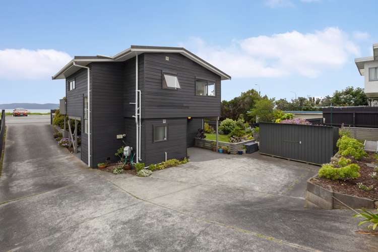 70a Marine Parade Mellons Bay_24