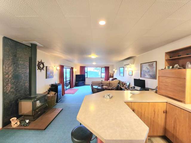 16 Coronation Street Moeraki_4