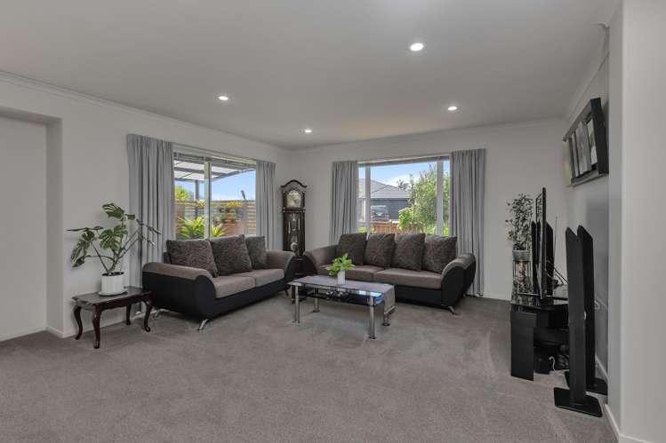 2 Ocean View Rise Ruakākā_6