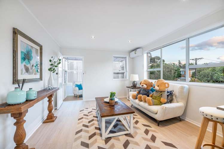 2/17 Roberts Road Te Atatu South_7