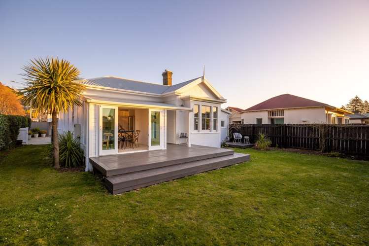 256 Bridge Street The Wood_23