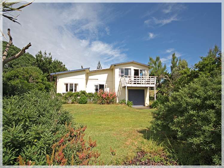 6 Nelson Street Foxton Beach_2