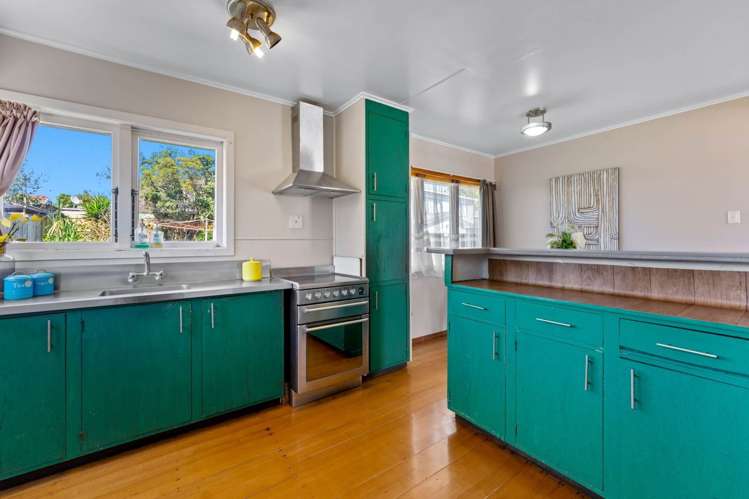 4 Duncan Avenue Te Atatu South_18