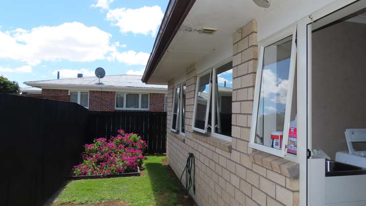 19 Kelvin Road Papakura_10
