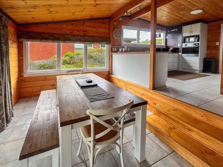 1 Highfield Place Lynmore_5