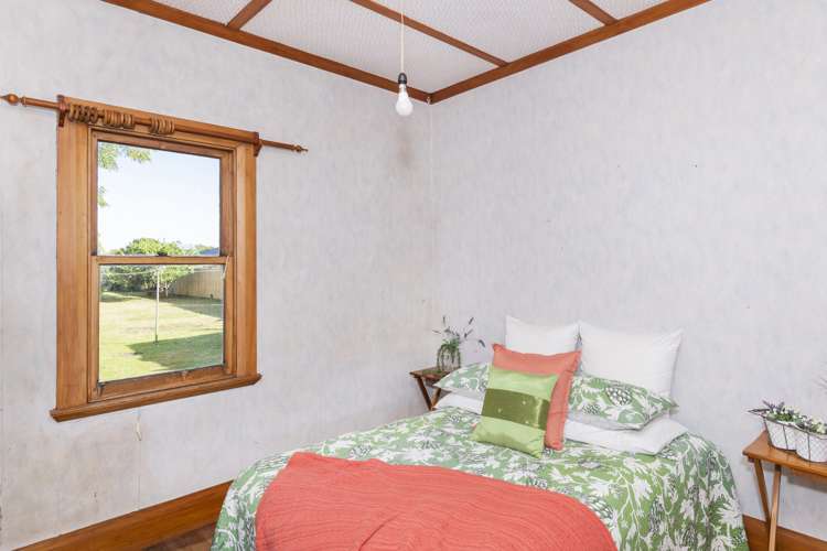 14 De Lautour Road Kaiti_10