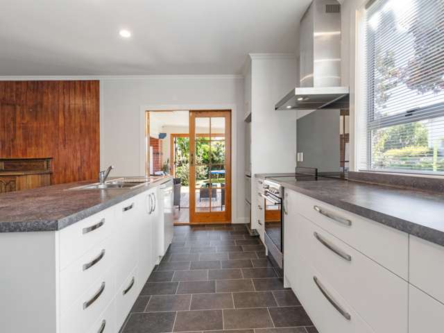 64 South Street Blenheim Central_4