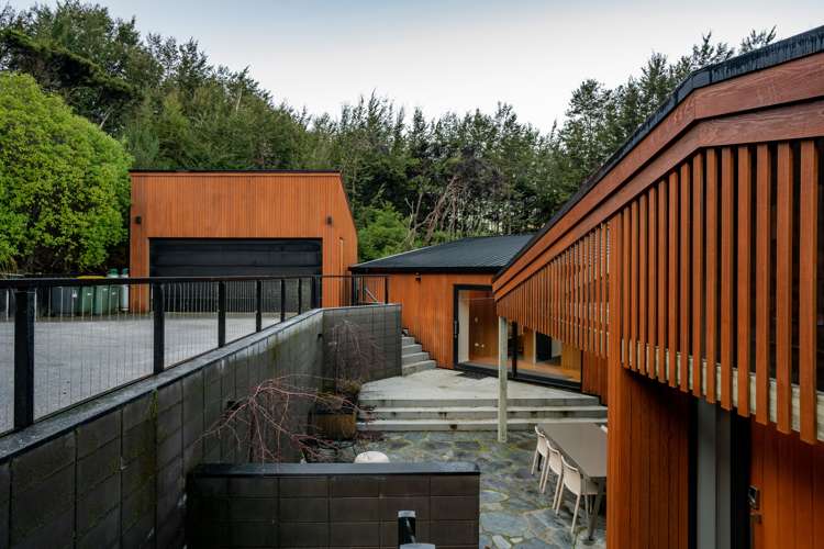 18 Falcon Heights Mount Creighton_26