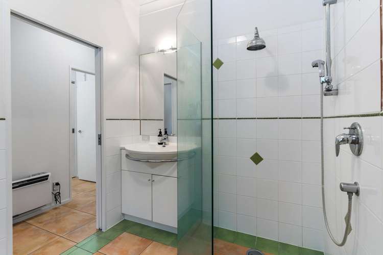 1200 Hikuai Settlement Road Pauanui_23