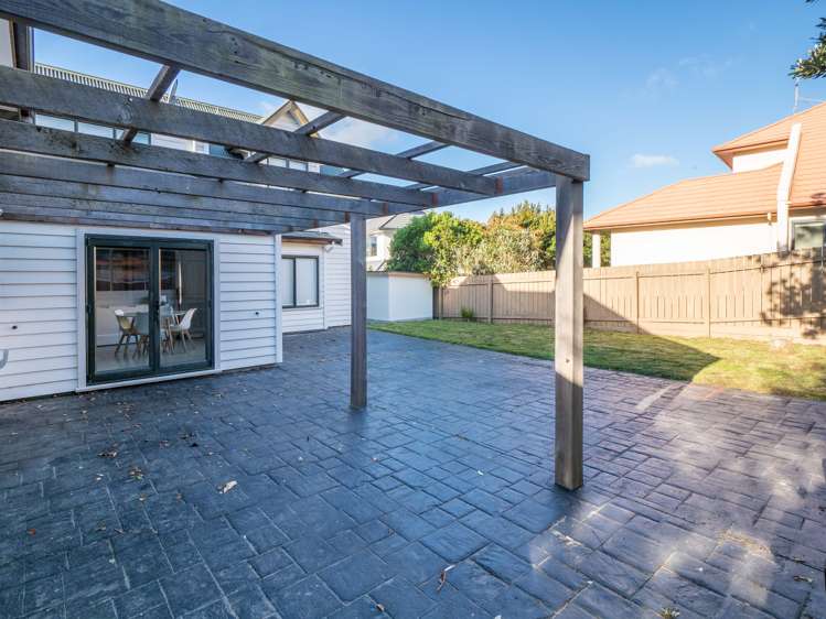 7 Claverton Grove Churton Park_21