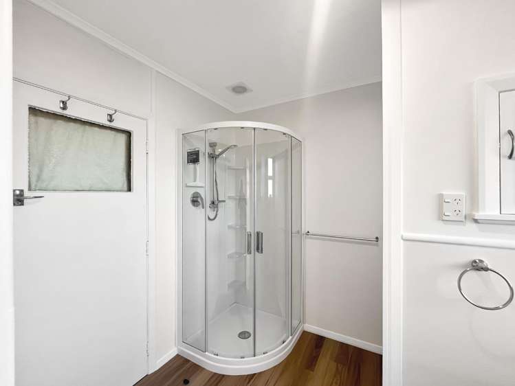 10 Glasgow Street 10930_8