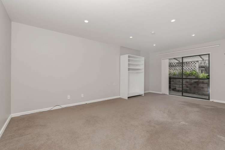 10 Graham Collins Drive Windsor Park_24