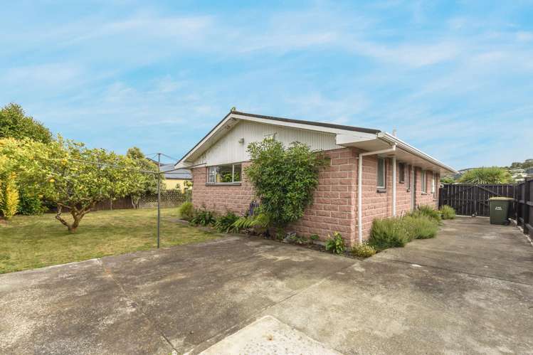 2/4a Arapiki Road Stoke_3