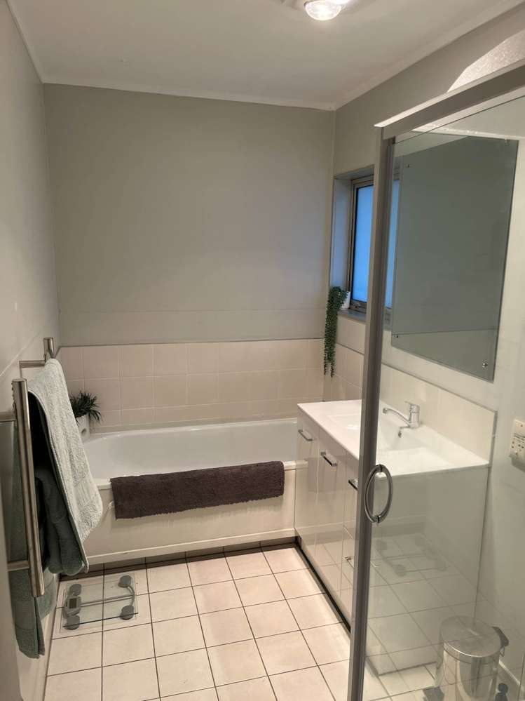 2/100 Aberdeen Road Campbells Bay_10