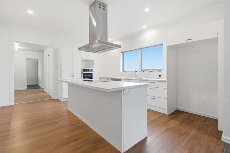 135 Elizabeth Avenue_4