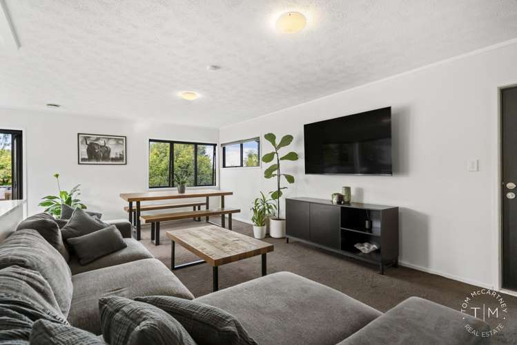 1/150 Bradbury Road Botany Downs_3