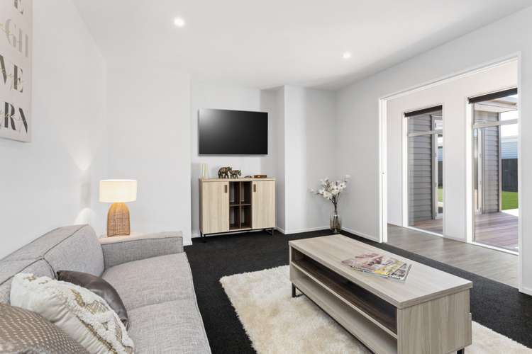 17 Picadilly Avenue Casebrook_17