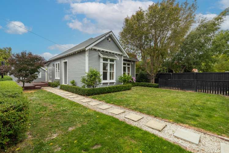 54 Francis Avenue_0
