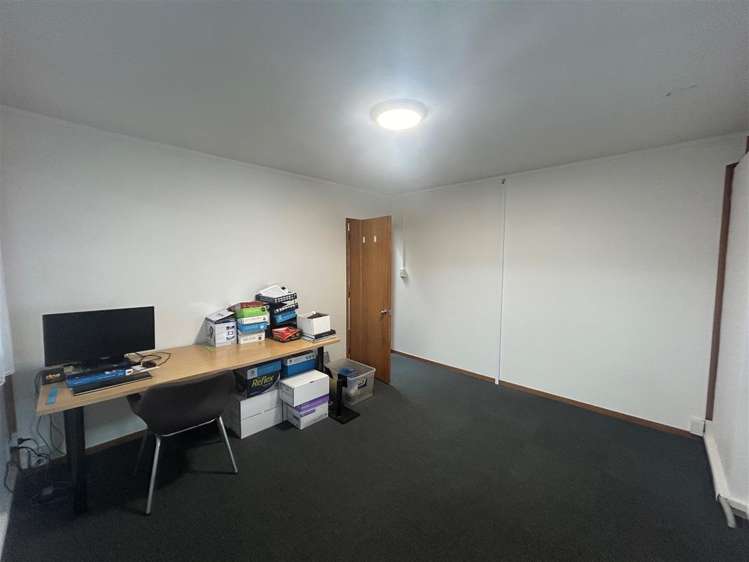 11 Bassant Avenue Penrose_7