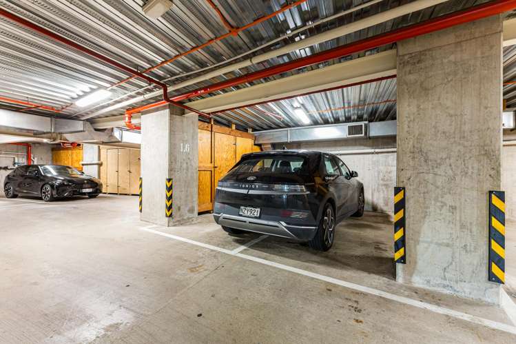 1.6/1 Queens Wharf Wellington Central_18