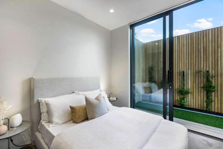 73 West End Road Westmere_17