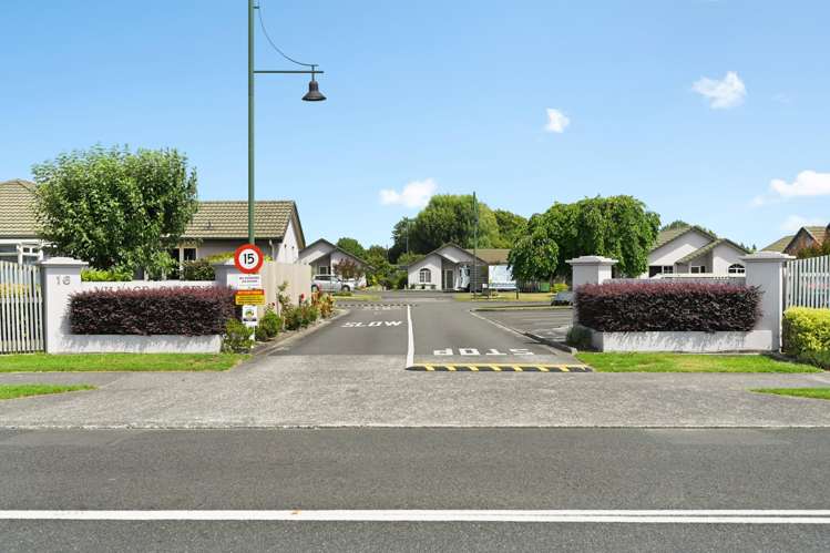 61/16 Rototuna Road Flagstaff_14